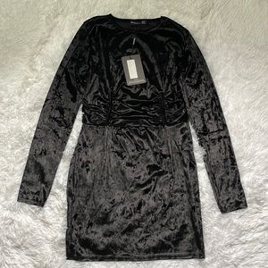 Black velvet women’s mini dress. Never worn. Size 6. PrettyLittleThing.